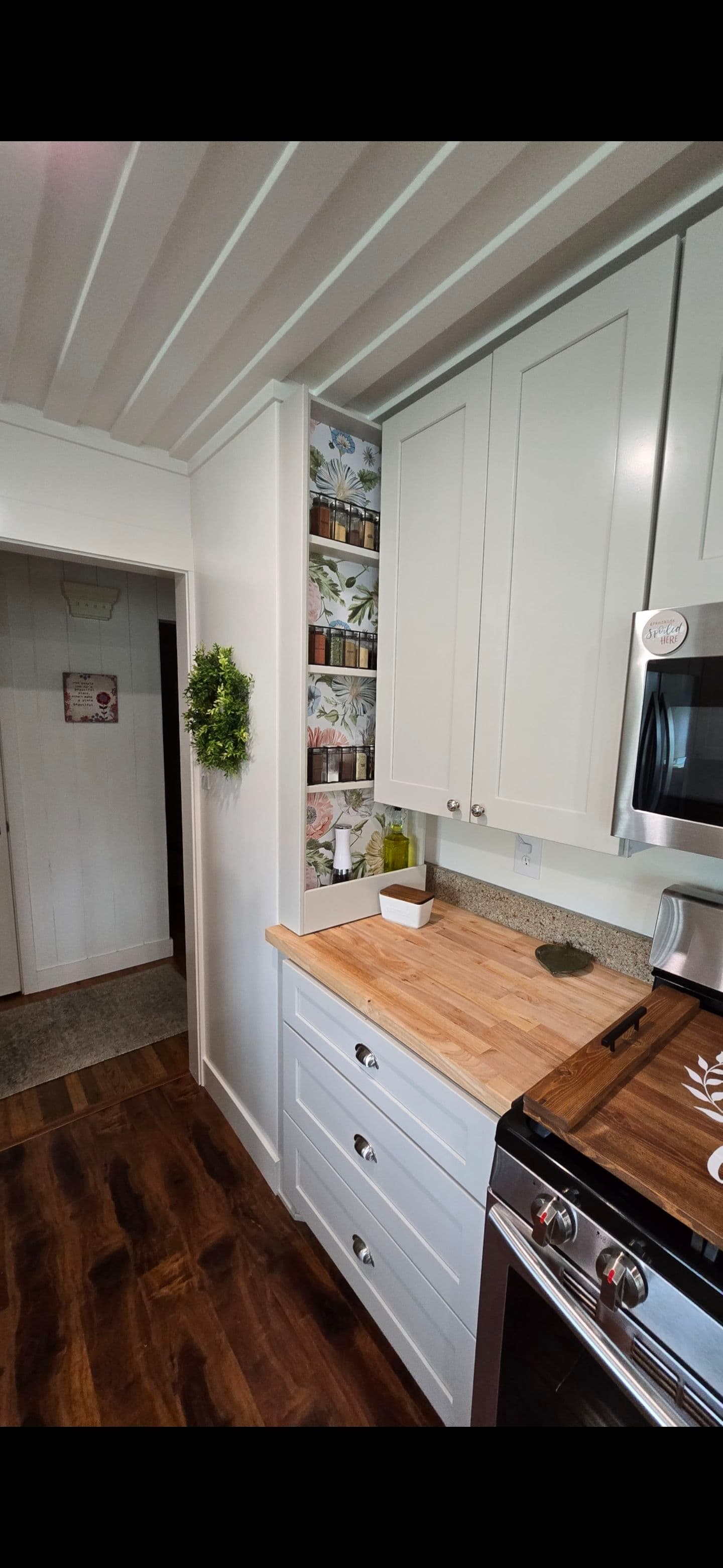 Charming Kitchen Renewal with Custom Features