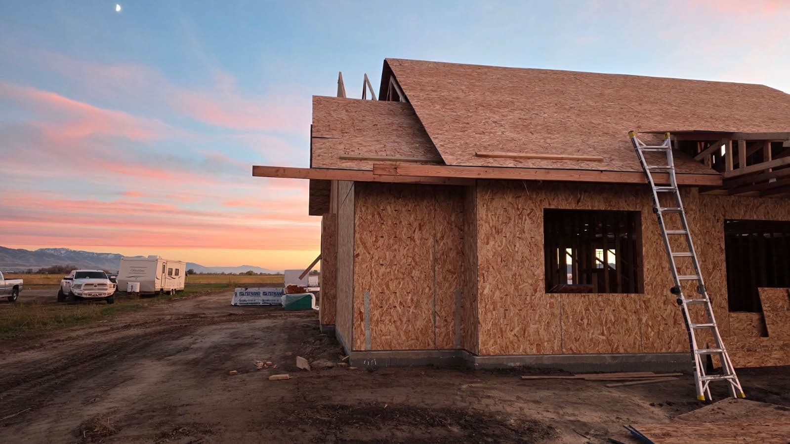 Gallery photos for Roof Framing Progress at Edson Builders: Image #1
