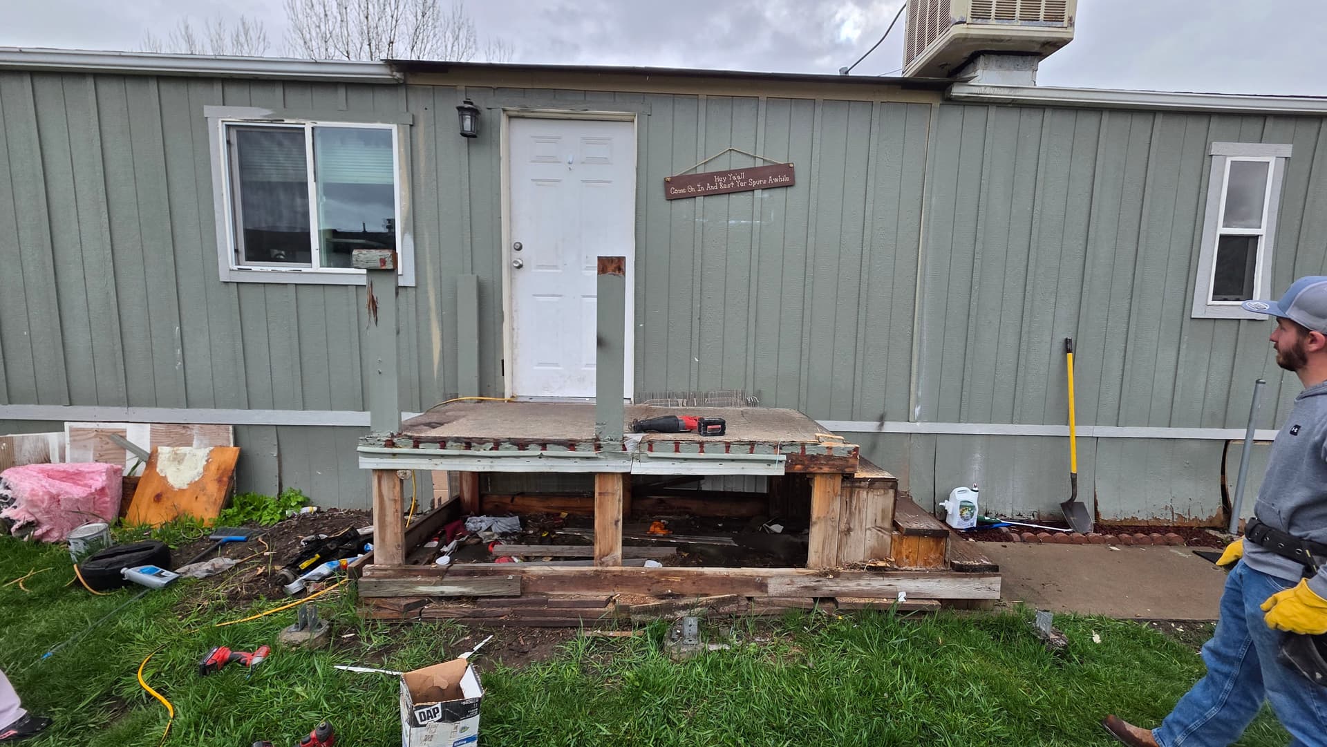 Gallery photos for Worn-Out Porch Rebuilt Into a Covered Deck in One Day: Image #1